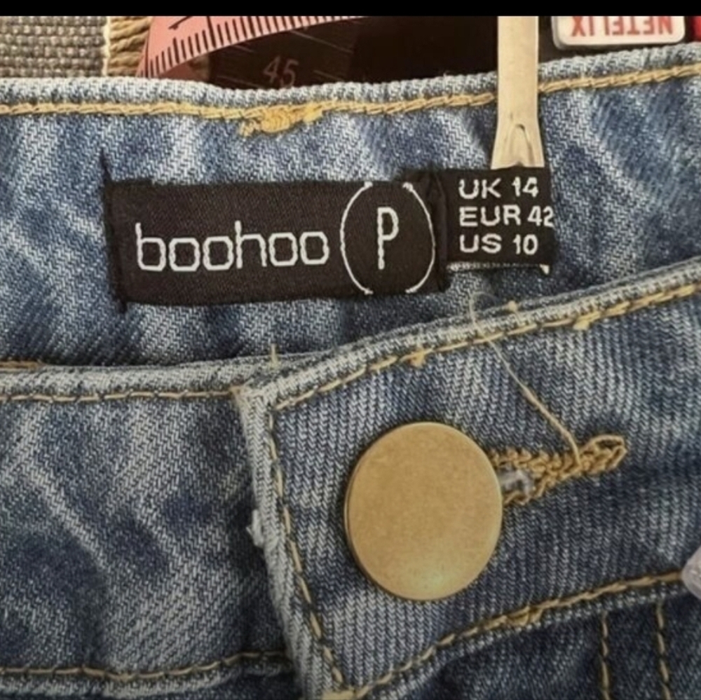 🌟Boohoo✨️ Distressed Blue Women's Jeans 10P Excellent Used Condition💚 - Picture 5 of 5